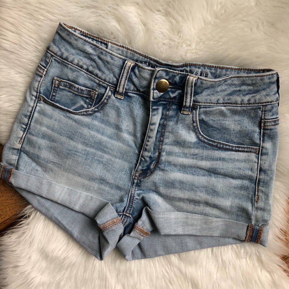 AE Hi-Rise Shortie Jean Shorts Light Wash High